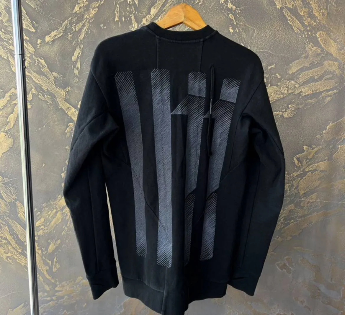 Свитшот Boris Bidjan Saberi, деталь
